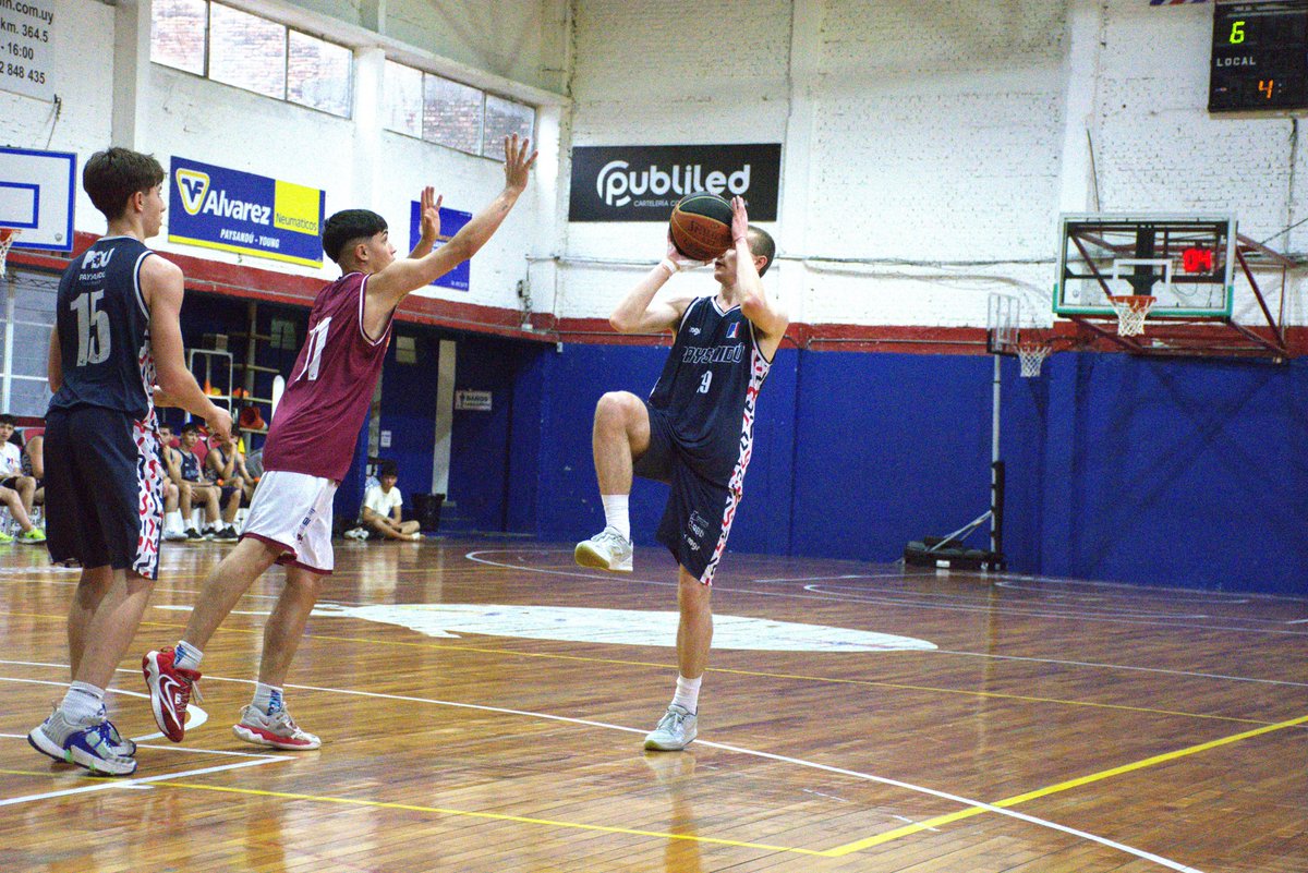 OblOficial's tweet image. 🏆📸 𝐓𝐎𝐑𝐍𝐄𝐎 𝐎𝐁𝐋 𝐃𝐄 𝐒𝐄𝐋𝐄𝐂𝐂𝐈𝐎𝐍𝐄𝐒  ‐ Cat. Formativas U16

Finalizó el Torneo de Selecciones para la U16 con la coronación de @LRBSoriano que se quedó con el título de manera invicta 🏆