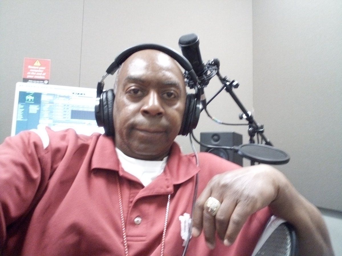 MECUSATELECOM's tweet image. AMERICAN RECORDING CONSORTIUM Trending @ATT Interstellar Mr. Mitchell states @teslaownersSV &quot;The @MECUSATELECOM IFMD Computer Chip&quot; in development by his firm is pioneering and evolutionary @FCC that may change broadcasting as the device would be needed in all computer systems.