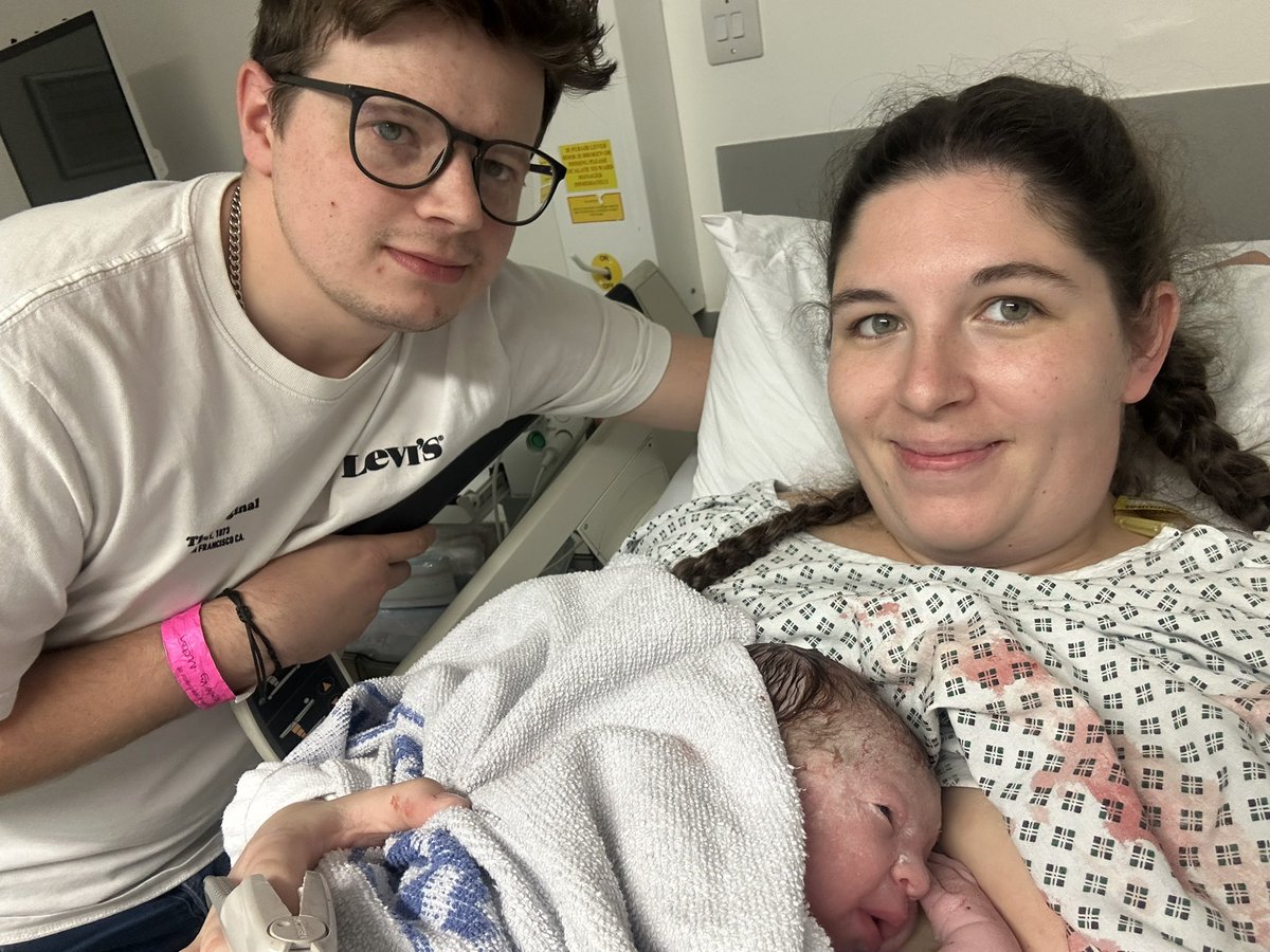 FlashTips_'s tweet image. Welcome to the World Baby Milo 💙👣

Born 15 days early. 16/11/2025 @ 18:14

Weighing 6lb 14oz 

I couldn’t be more prouder of my fiancée Kimberley ❤️