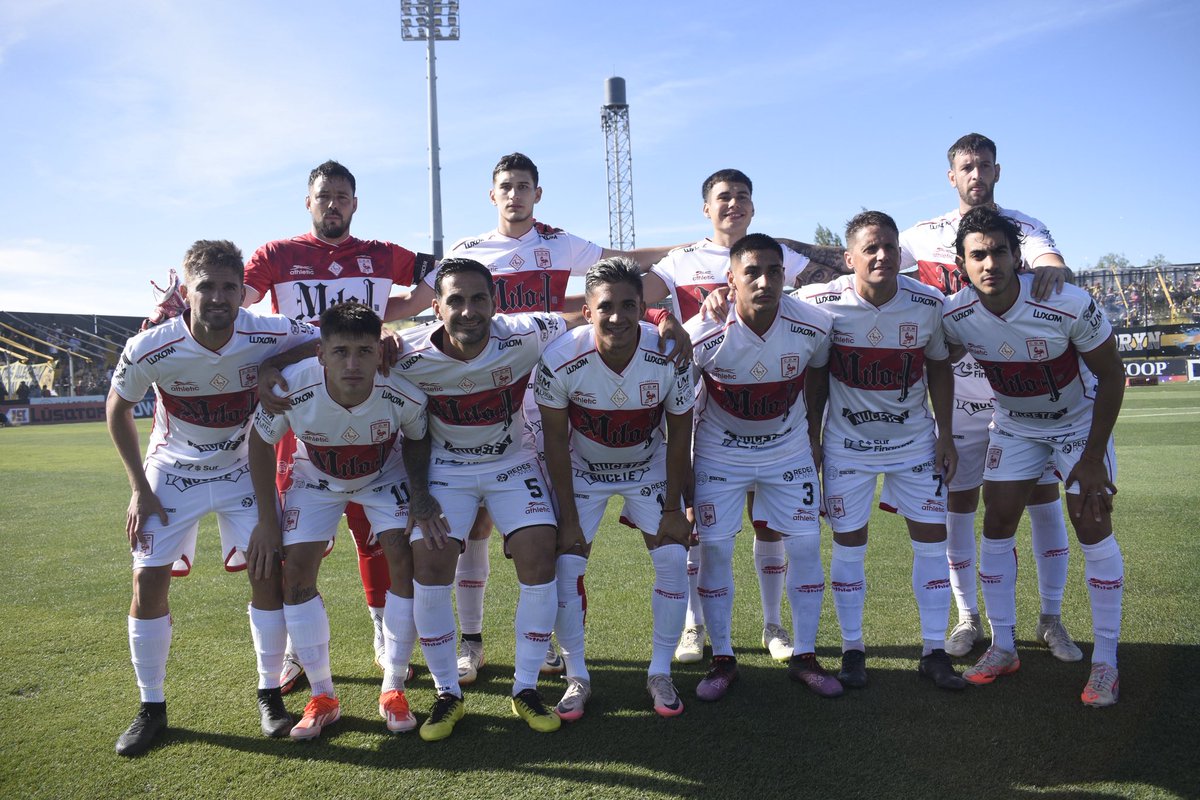 Gracias jugadores y cuerpo técnico por defender nuestros colores de esta manera. Estaré eternamente agradecido con cada uno que hoy lo lucho como hinchas.