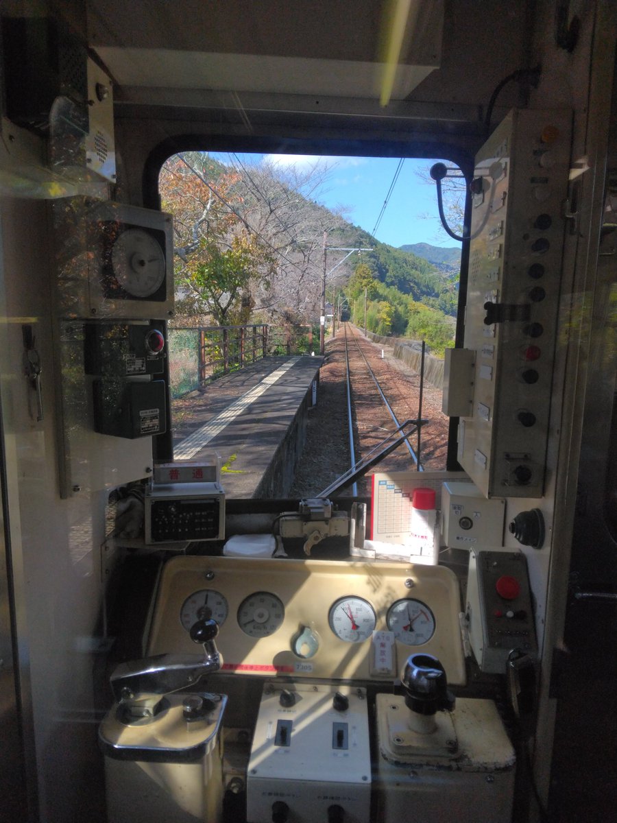 さくらちゃん😊 つーか昨日の鉄ちゃんコレがメイン車両だったんだね
