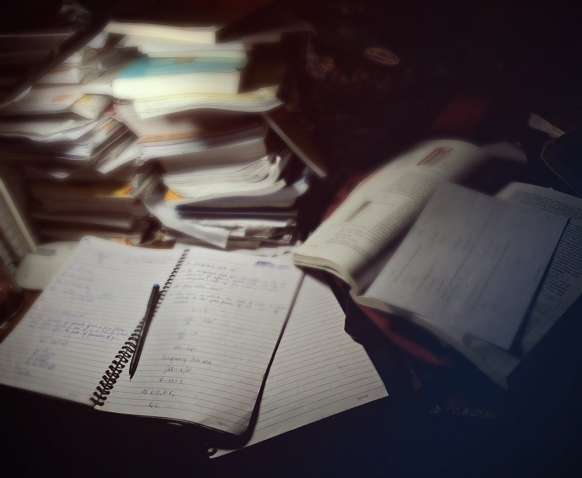 Man0fMagic's tweet image. It's getting late. 
I know I'll regret staying up come morning, but I can get somewhere with this. I'm sure of it...