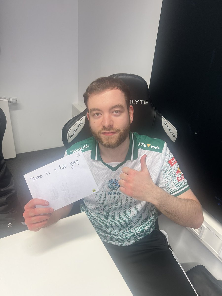 pavel tweet media