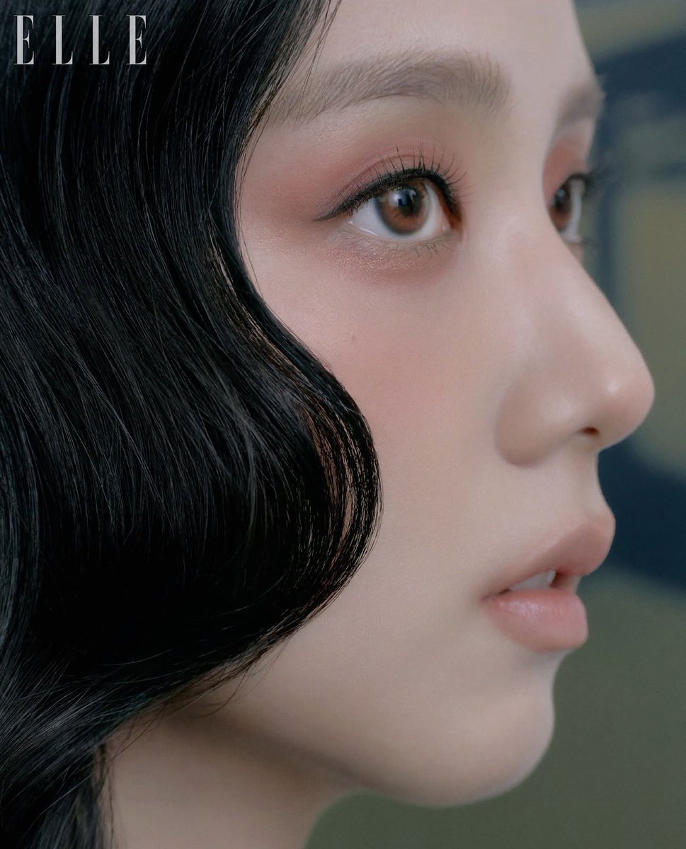 NEWSJISOO's tweet image. #JISOO when asked about ‘love’ and ‘most perfect form of love’: “Most human emotions are connected to love, so I think it’s only natural that I end up talking about all different kinds of love. There’s no such thing as perfect love. Maybe the final stage of love is living with…