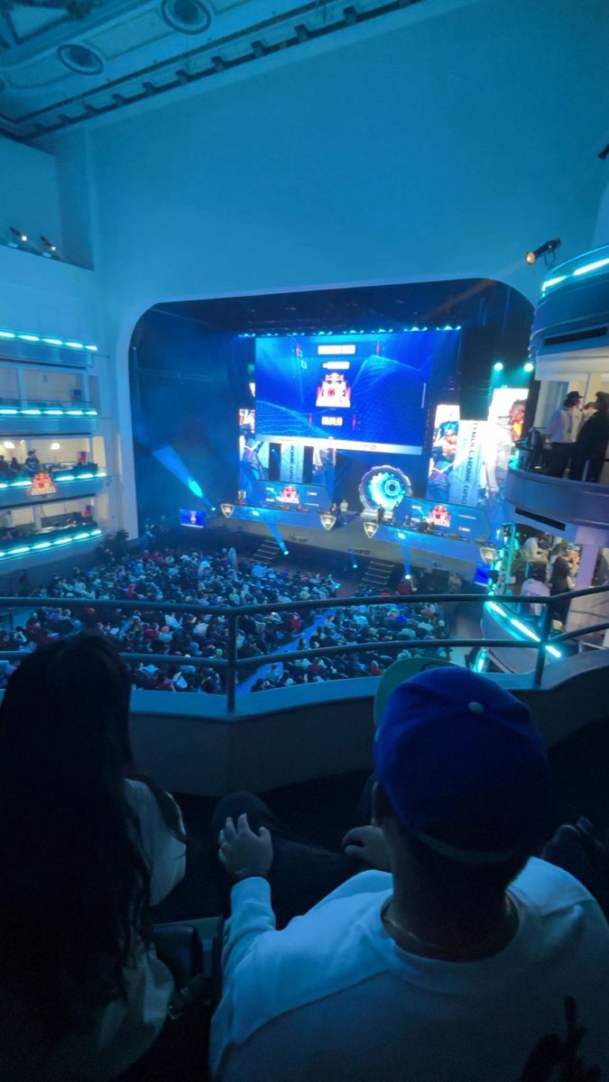 dst lapis tweet media