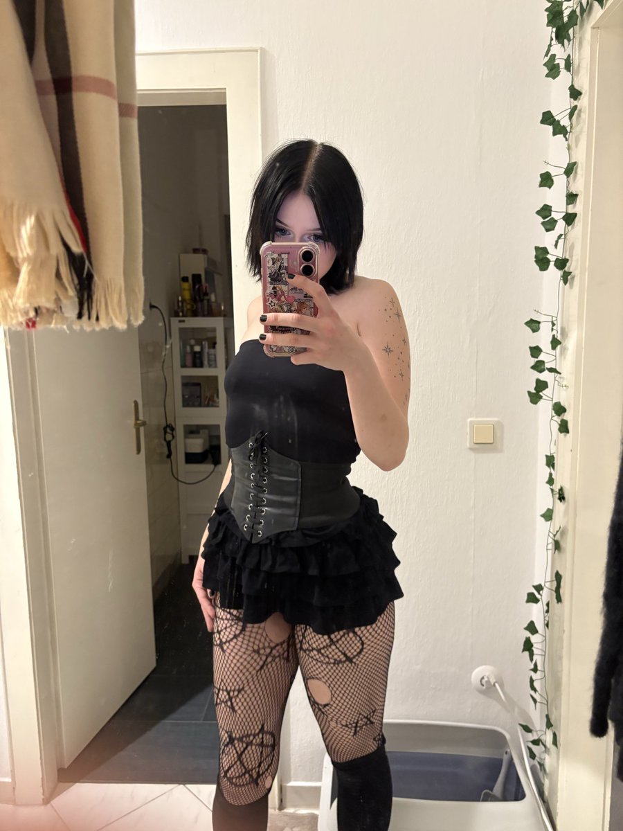 hater mari tweet media