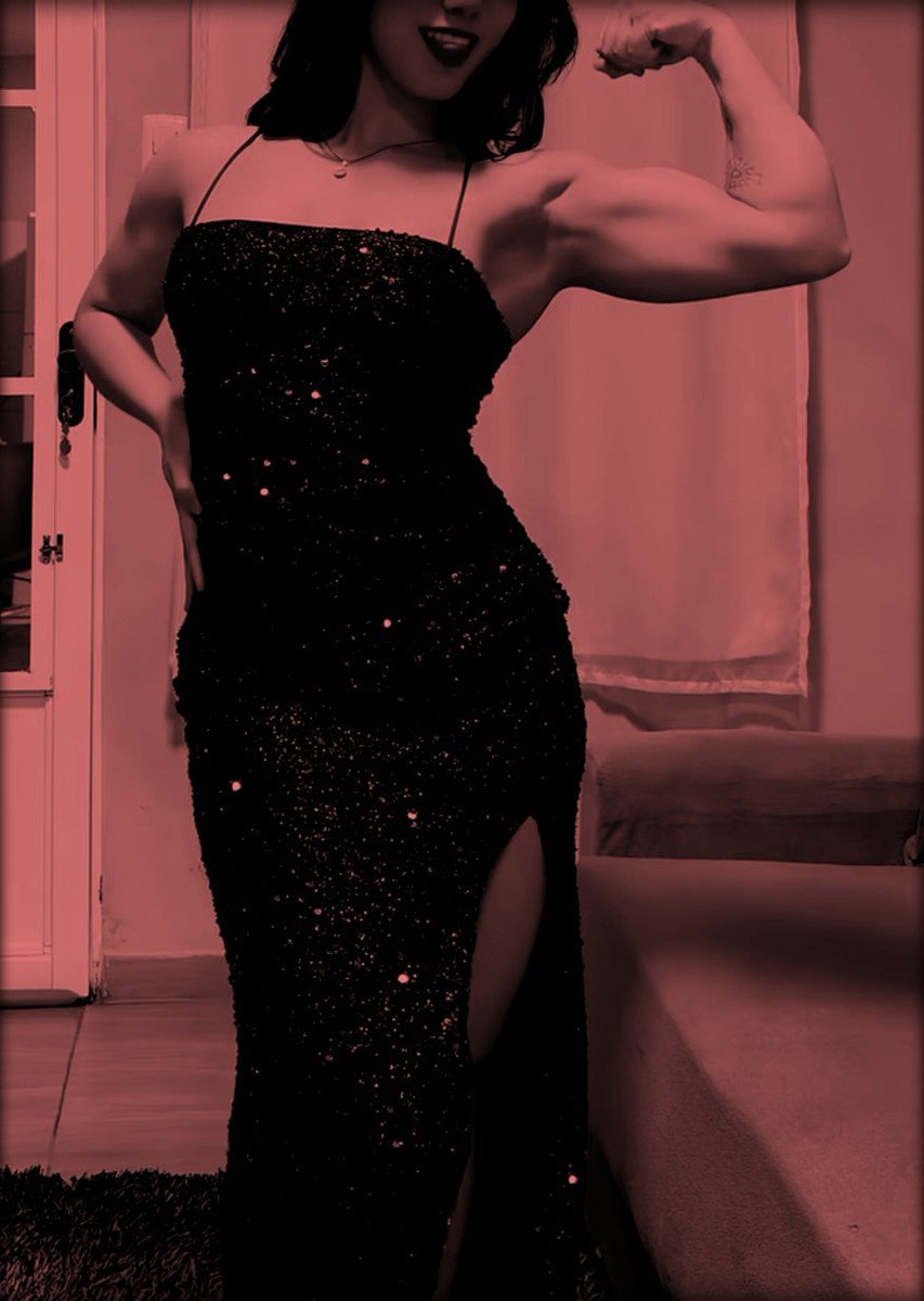 LavenderArtiste's tweet image. Date night with @HowlForDaddy. Decided to dress for the occasion before going back to San-Di later~