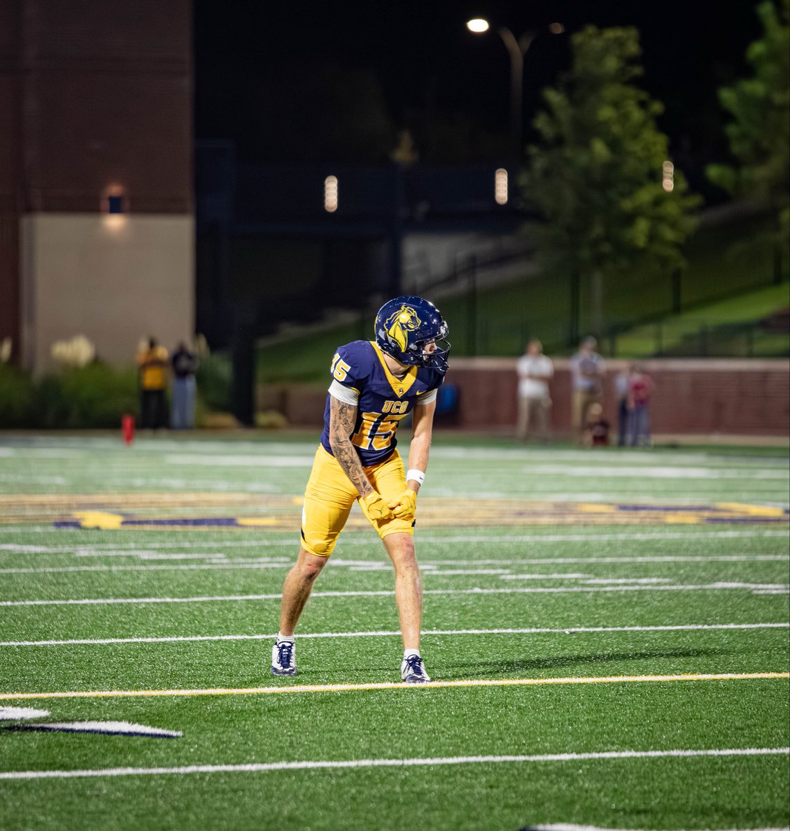 Central Oklahoma WR Ashton Schumann is entering the transfer portal, <a href="/SWiltfong_/">Steve Wiltfong</a> and me have learned for <a href="/On3sports/">On3</a>.

The 6-2, 190-pound WR has 142 catches for 1,809 yards and 12 TDs in the last two seasons. Has 2 years of eligibility remaining. 

on3.com/transfer-porta…