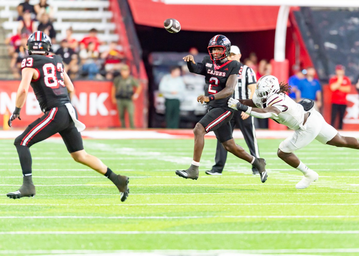 QB leaders in EPA per pressured dropback:

Lunch Winfield, Louisiana: 0.14
Anthony Colandrea, UNLV: 0.13
Julian Sayin, Ohio State: 0.11
Blake Horvath, Navy: 0.09
Will Hammond, Texas Tech: 0.09
Trinidad Chambliss, Ole Miss: 0.08
Tommy Castellanos, FSU: 0.06
Brendan Sorsby,