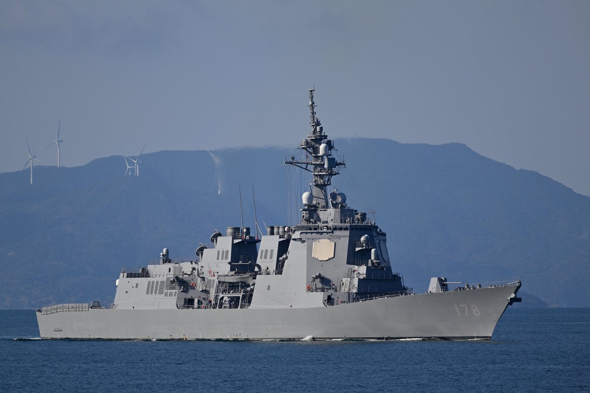 後日装備」が後日装備された護衛艦あしがら 「後日装備」が後日装備