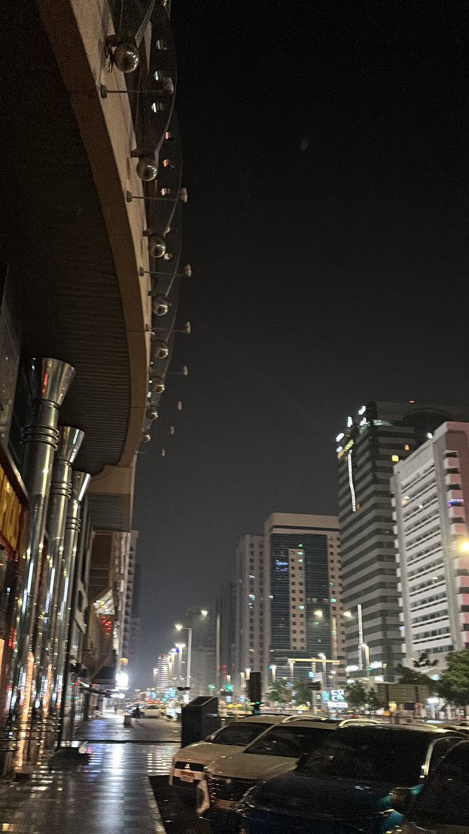 ADkabayan's tweet image. auh bored asf