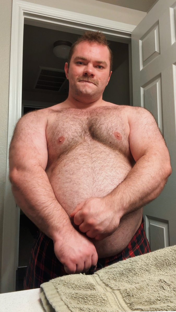 Cocky puppy showin off before bed