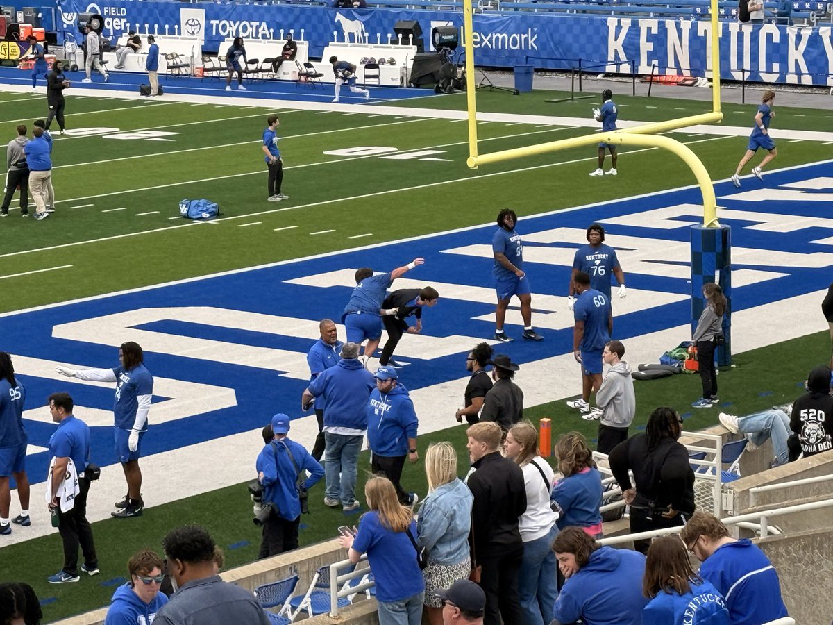 Ashley Holmes tweet media