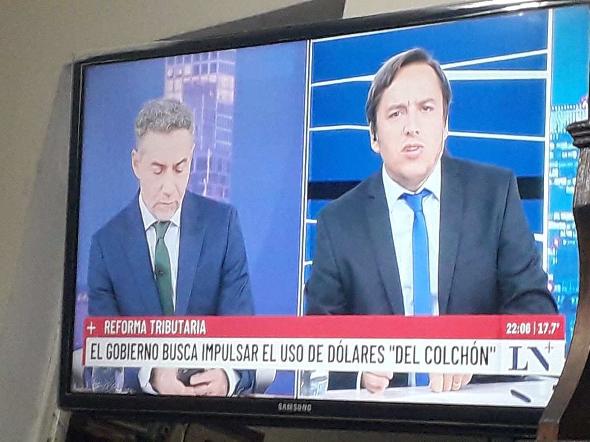 chisp7's tweet image. los reclamos de la #gente y #pullaro también en eso sigue haciendo oídos sordos @lanacionmas