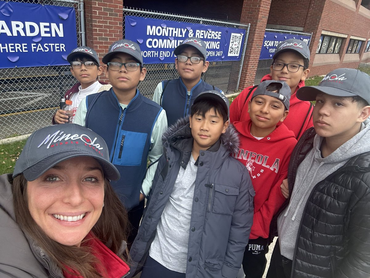 Busy November at <a href="/MineolaMS/">Mineola Middle School</a> , Turkey Trot and Boston field trip success!