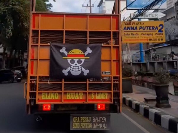 keboyoranbaru's tweet image. popularized by the poor, stolen by CIA.