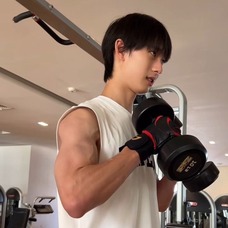 babysecret_x's tweet image. เหตุผลว่าทำไมถึงพูห์พาเวล🙂‍↕️