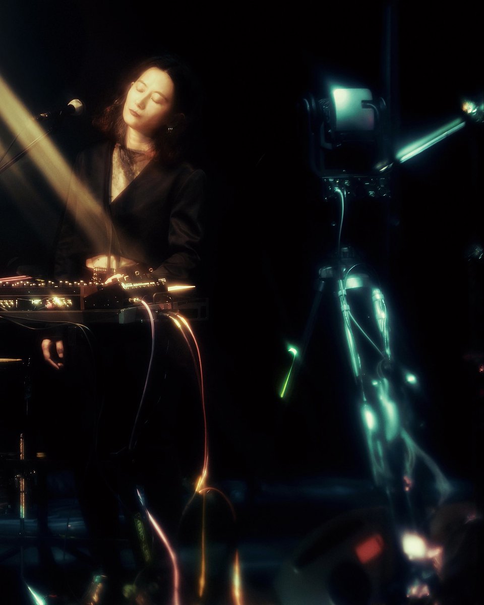 Re_TROS's tweet image. The sparks arise from the sounds themselves.
#rebuildingtherightsofstatues #retros #wordswithnomusic