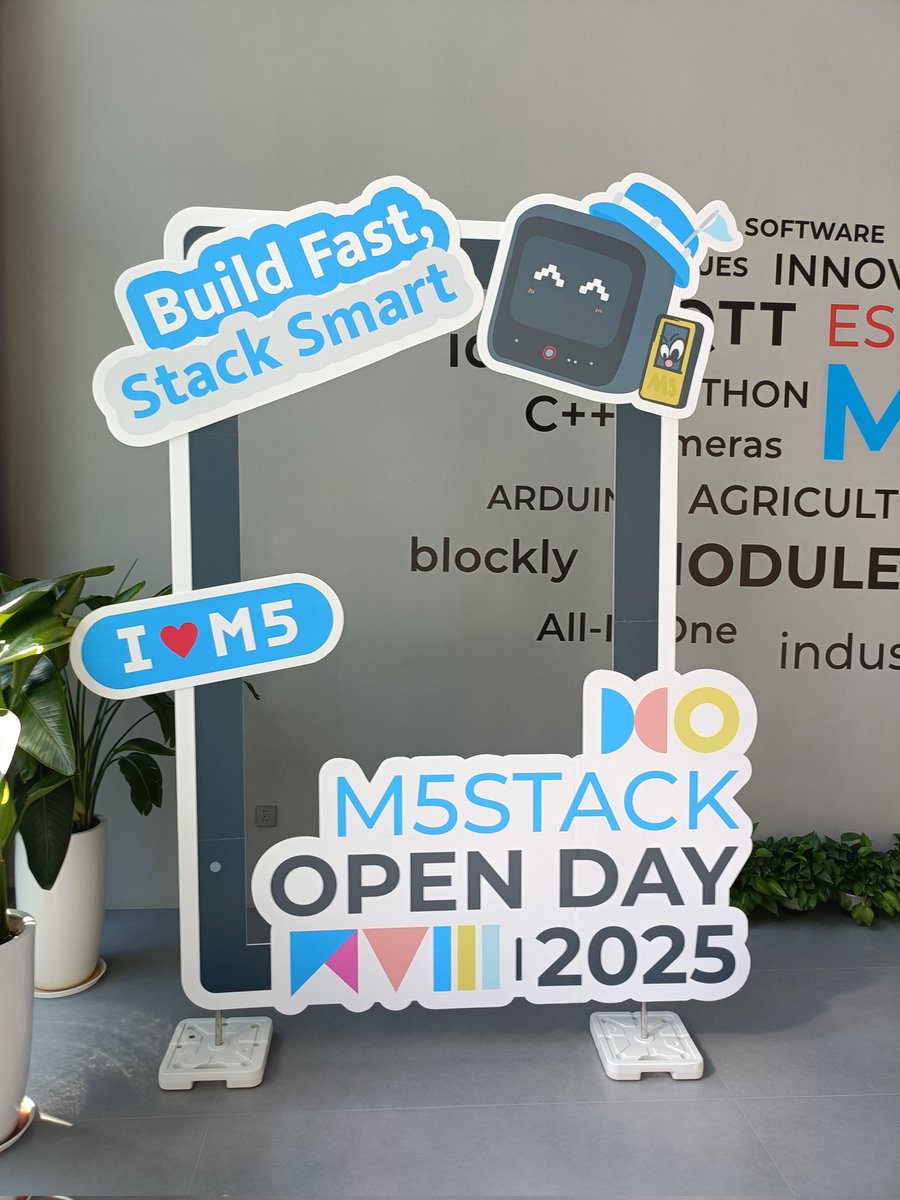 ciniml's tweet image. #m5stack 本拠地なう。