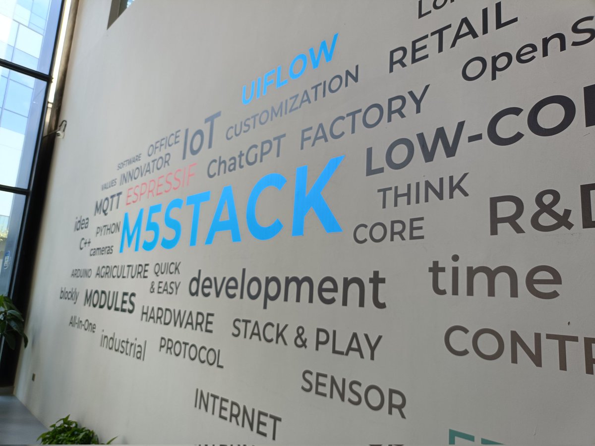 ciniml's tweet image. #m5stack 本拠地なう。