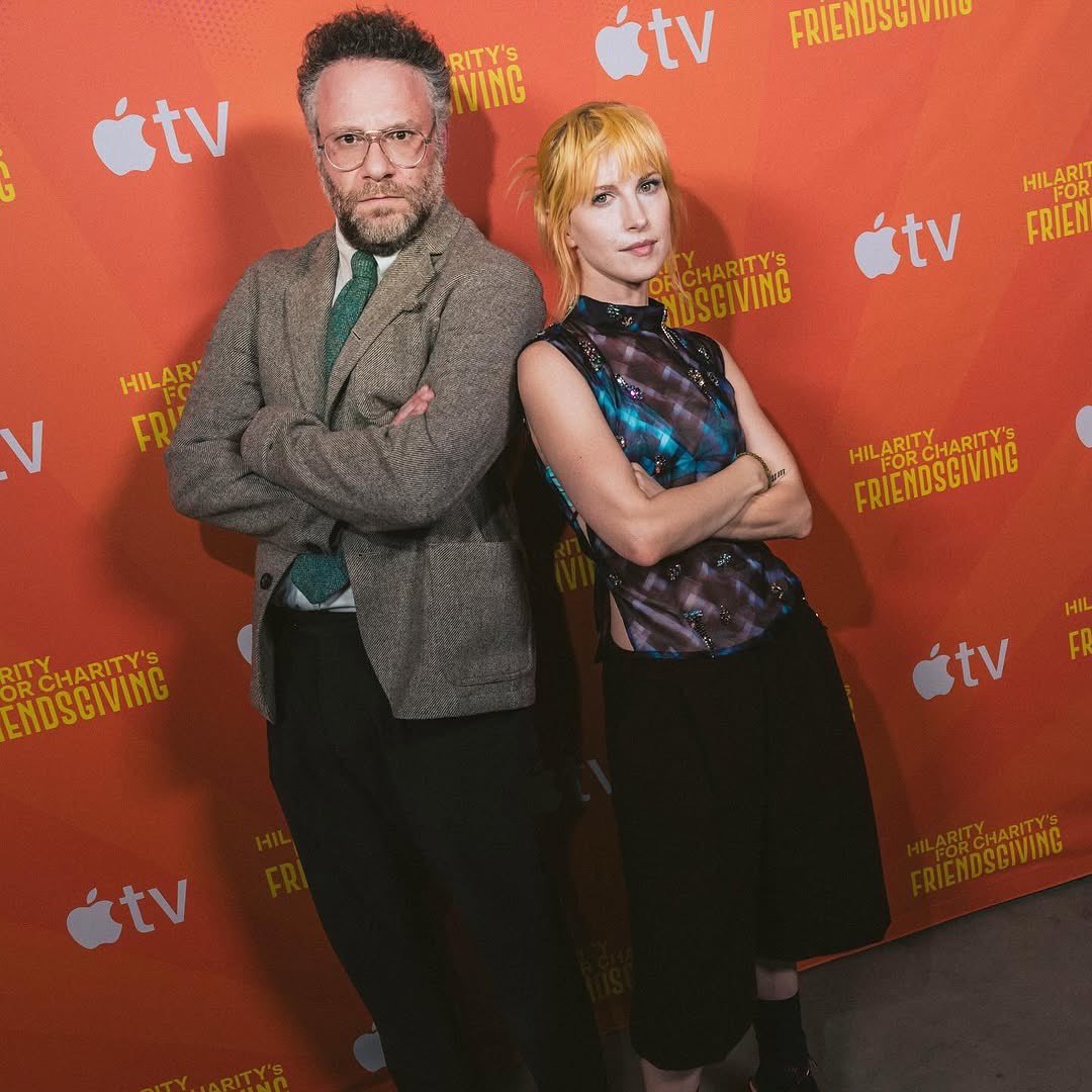new photo of hayley with Seth Rogen at the Hilarity for Charity event 💛