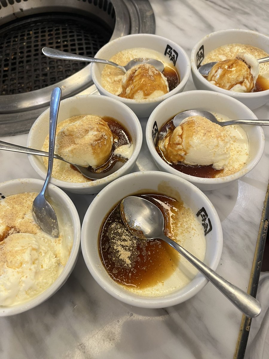 kkumibe's tweet photo. menikmati puding gyukaku ✨ https://t.co/m81KkkdR6H