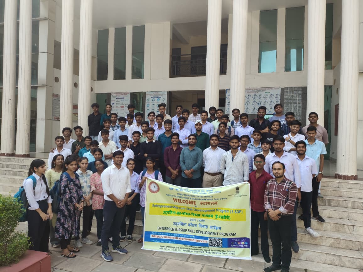 msmetcbhiwadi's tweet image. MSME TC Bhiwadi successfully concluded the ESDP on PLC Programming &amp;amp; SCADA at NIET Alwar
Hands-on training in automation, control systems &amp;amp; Industry 4.0 skills
Building the next generation of automation professionals
#PLC #SCADA #NIETAlwar #IndustrialAutomation #SkillDevelopment