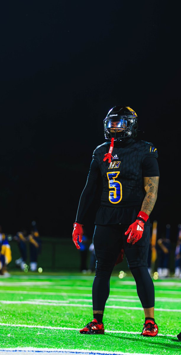 14sacks 
22 qb pressures 
25 tackles 
20 asst tackles 
5 rushing tds
Season not over! <a href="/coach_tblack/">Tirerell Bonner</a> <a href="/lynarise/">Lynarise Elpheage Sr.</a>

hudl.com/profile/240218…