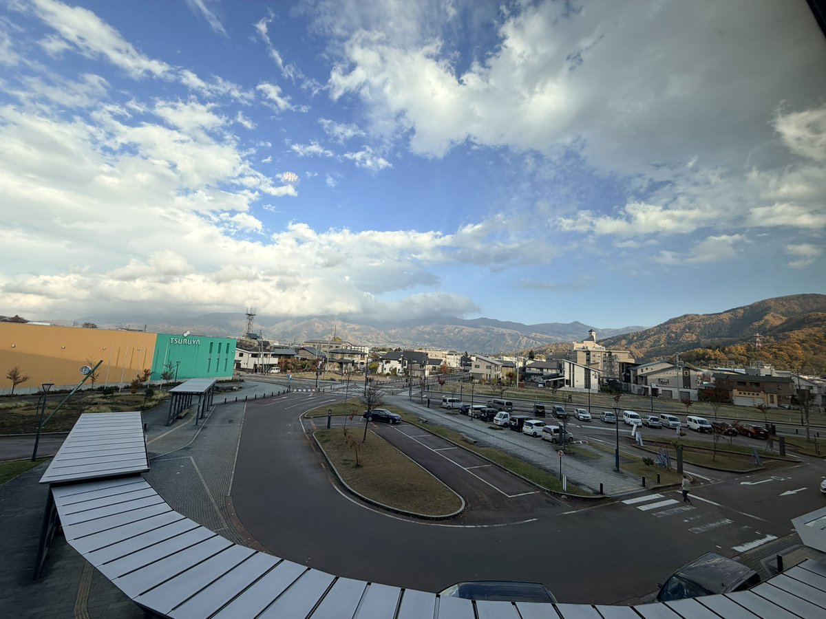 luglugluglug's tweet image. 長野着いた。
心なしか空が近い。