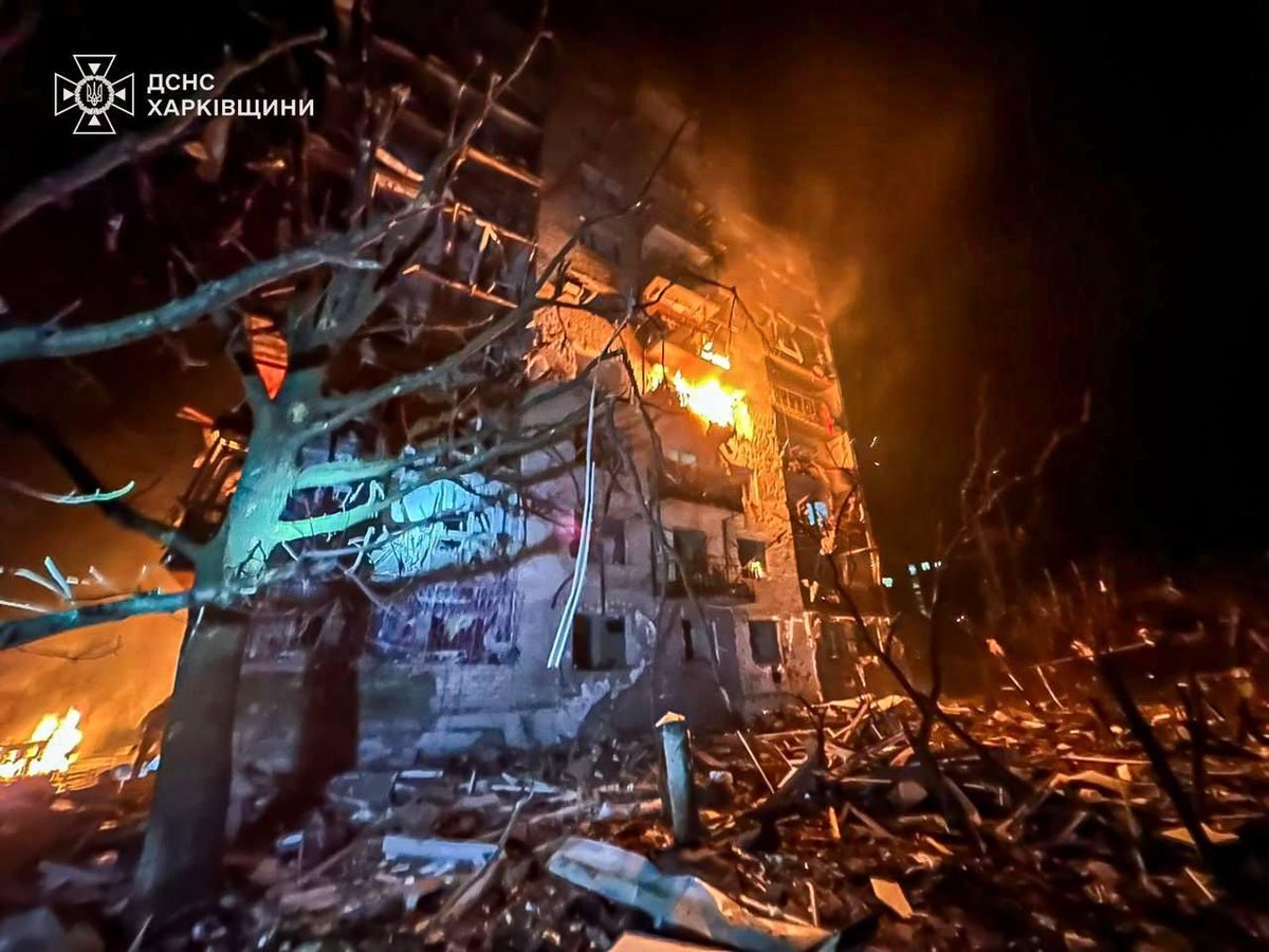 den_kazansky's tweet image. Three people were killed and ten were injured after a Russian missile strike on Balakliya overnight.

There are children among the wounded

Residential buildings and cars were damaged.