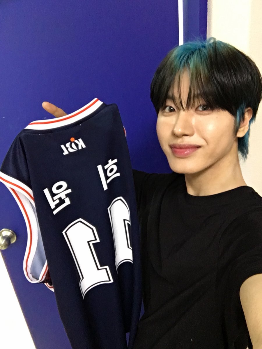 🍔YueMinion ╭Ꙭ╮🩷💙🩵 (@kn_ssign) / Posts / X