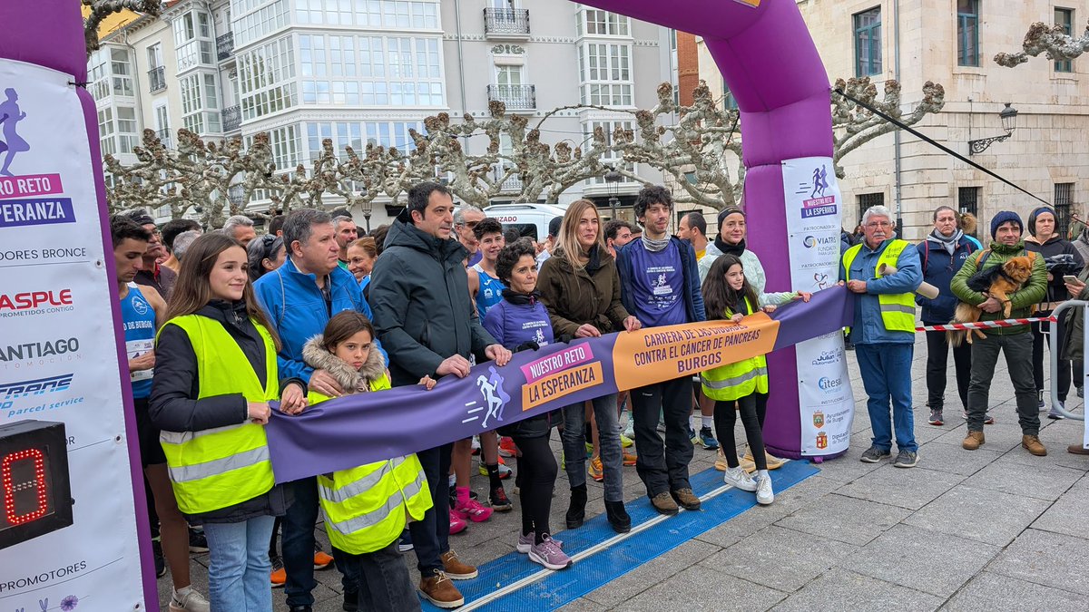AESPANC's tweet image. 💜 Burgos ya ha corrido por la esperanza 
La Carrera de las Ciudades de Burgos se ha realizado ayer y lo hace con 1.000 participantes!🏃‍♀️🏃‍♂️
Te esperamos en Madrid el 23 de nov
Inscripciones en: carreracancerpancreas.es
#CarreraDeLasCiudades #CáncerDePáncreas #NuestroRetoLaEsperanza