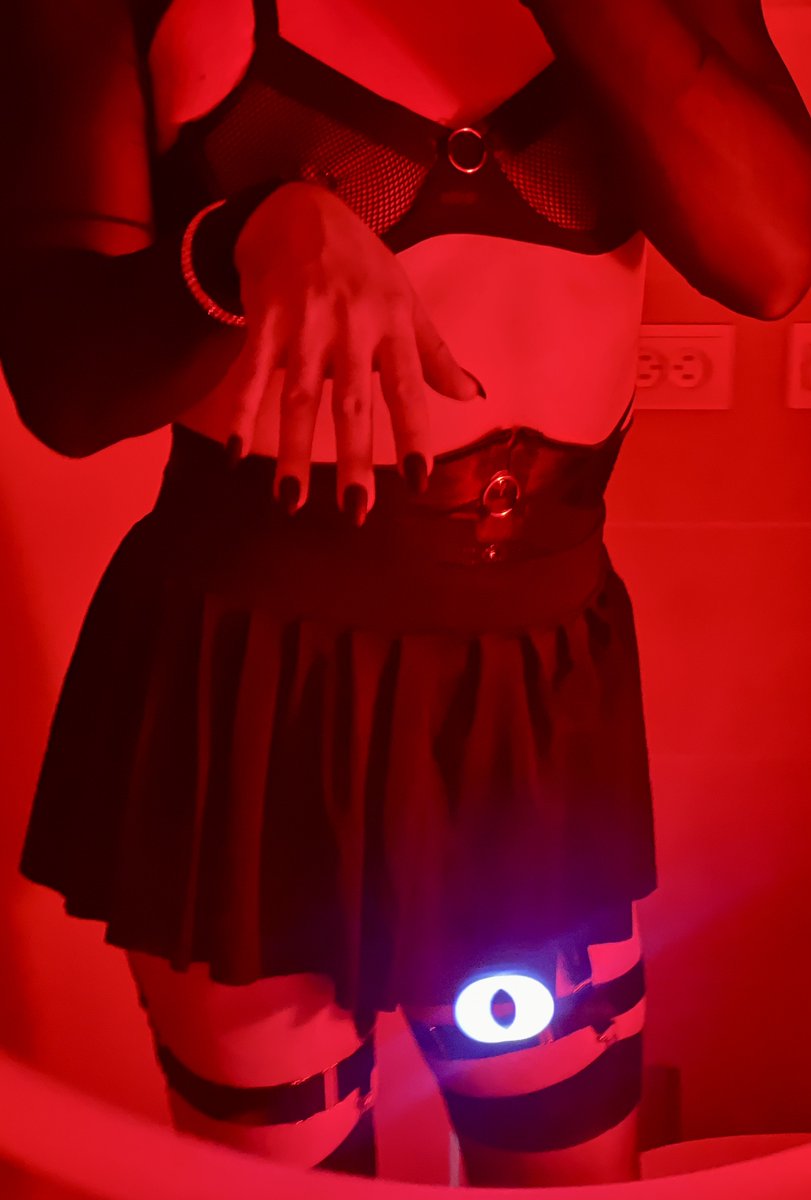 JoyStick_69's tweet photo. #хтивийпонеділок #sissy #femboy #crossdresser https://t.co/Kp7E3yvhEl