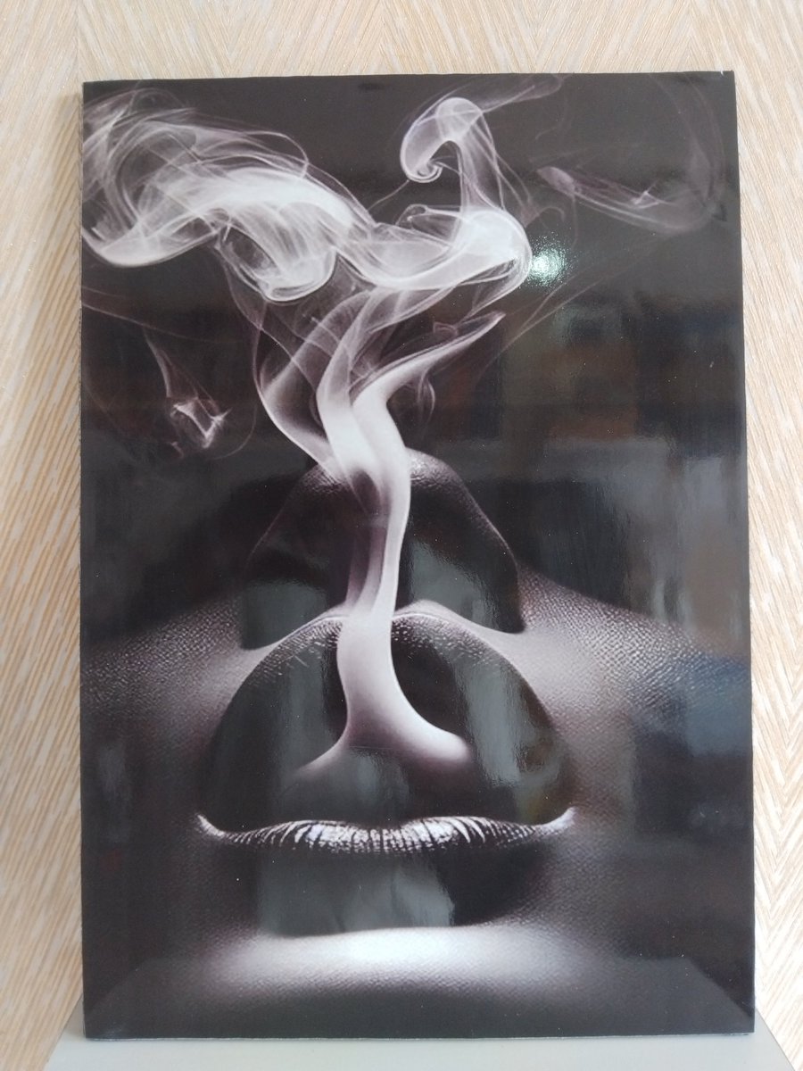 graphical_dan's tweet image. Another day to remind you that I sell this beautiful A3 potraits.
Going for only Ksh 400.
Call or text 0798375582.
Delivery available country wide