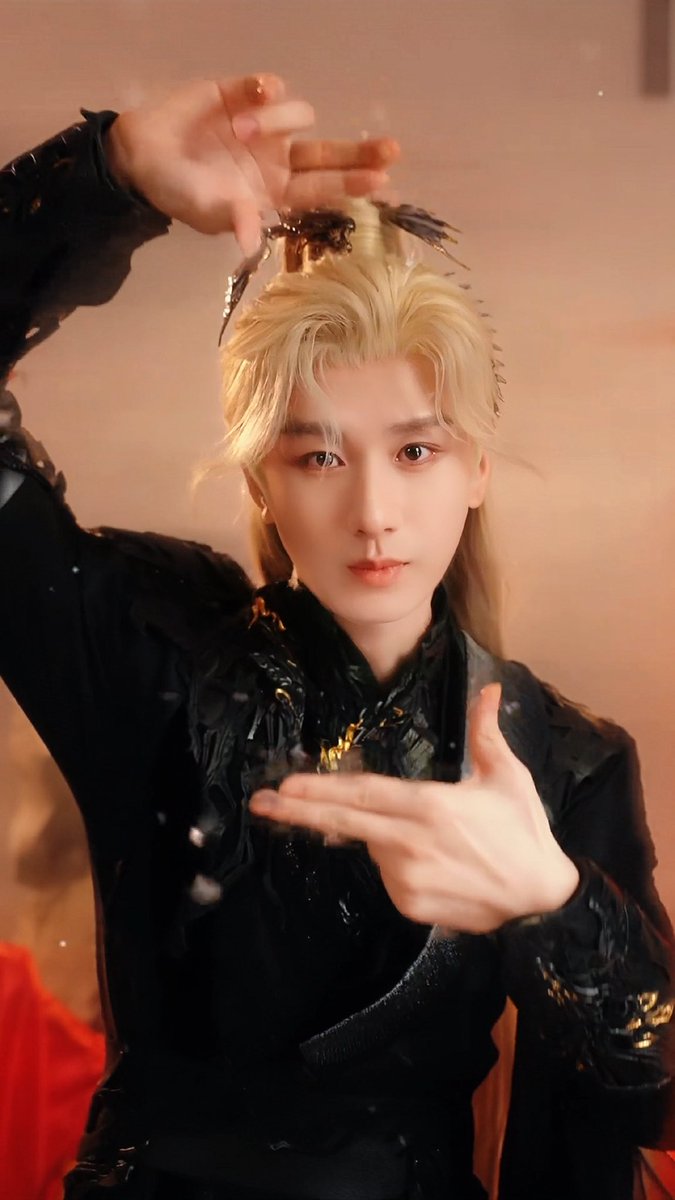 doozy_bug's tweet image. #ChengYi takes my breath away!

#SwordandBeloved