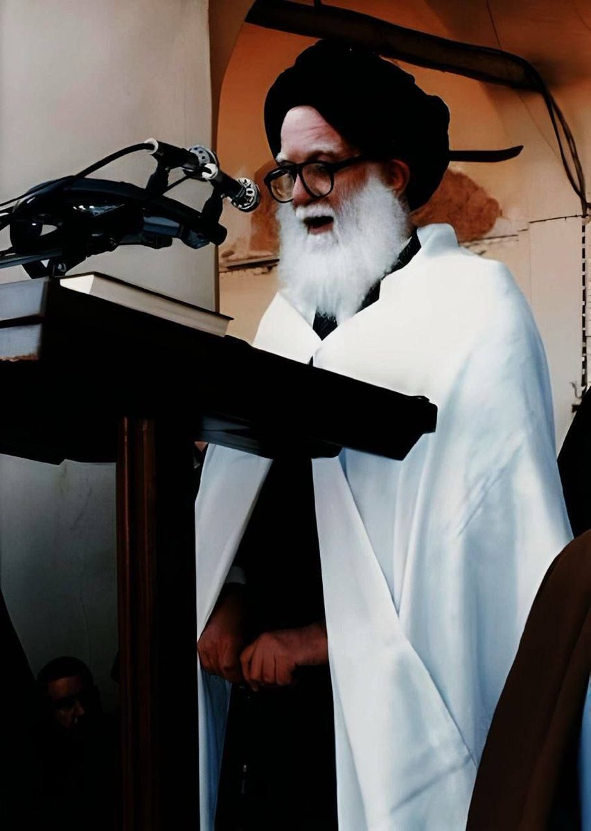 ( لقد كانت ثورة الحسين عليه السلام ومبادئ ثورة الحسين عليه السلام هي القاصم الأعظم لا لبنيّ أُميّة ونواياهم الكافرة فحسب، وإنَّما لأيّ شكلٍ من أشكال الظلم في العالم، وفي أيّ جيلٍ من الأجيال، وأيّ مجتمعٍ من المجتمعات ) 
السيد الشهيد محمد الصدر.
رسائل ومقالات ١ : ٢٠٦