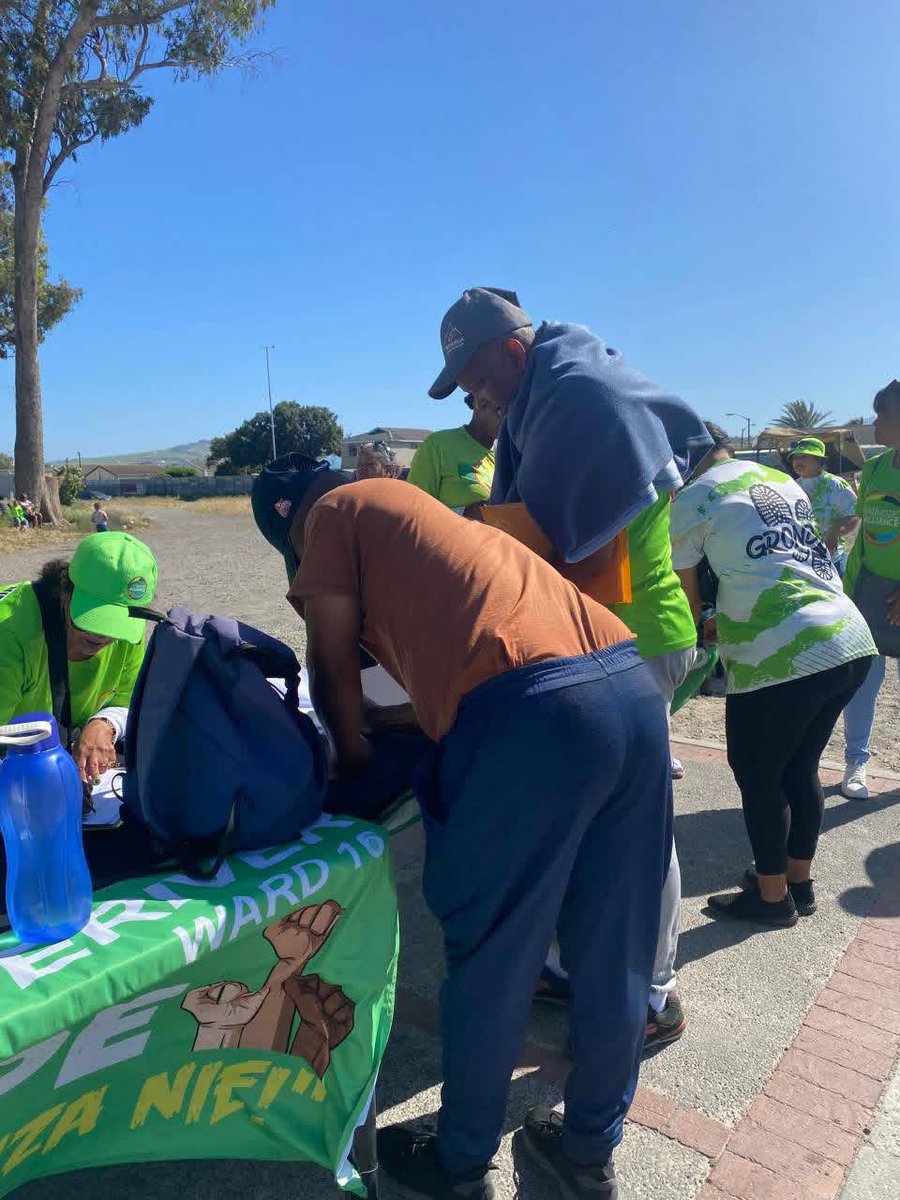 OnsBaizaNie's tweet photo. Sub-Region 14 showing real #grondtoe energy in Eersteriver Ward 16! πΏπ¦π Patriots on the ground, talking to residents and building the movement one street at a time.π
#OnsBaizaNie #Vision2026 https://t.co/Ts5lXEK12G