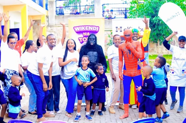 Happy Monday! ✨
A new week means new stories to shape, new voices to elevate, and new ideas to bring to life.
Let’s publish brilliance. 📚