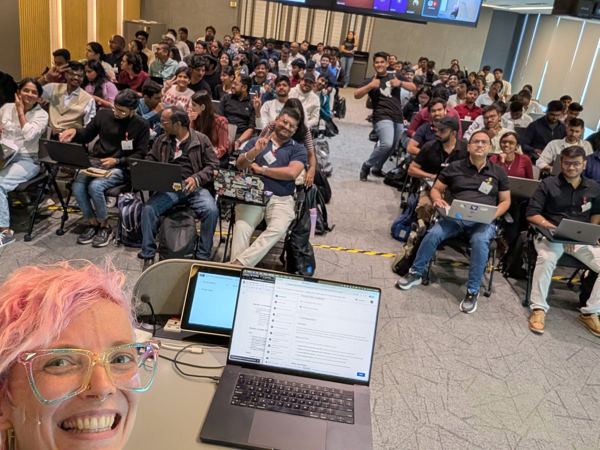 Just finishing doing a lab walk through with #BuildAndBlog #Bangalore. 🤗💜

#ClousRun #GoogleCloud