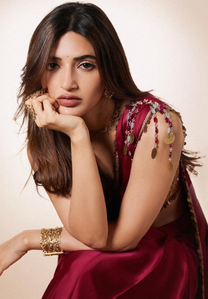 INDACTRESSPIC's tweet image. Beautifully Draped 

#Sreeleela 

#MondayVibes