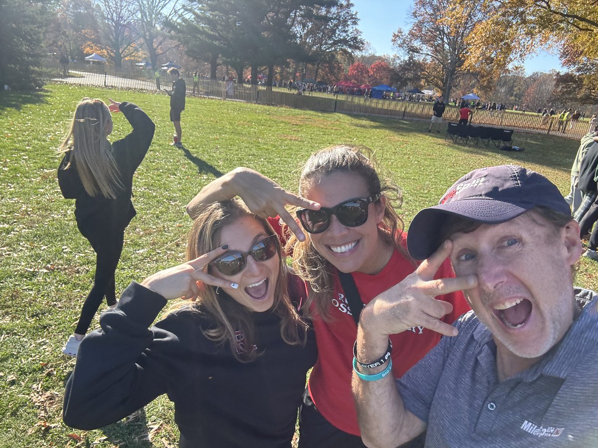 lambo2126's tweet image. 🙌One of the best things about covering XC is all the great friends I’ve made over the years and all the fun we have at meets
I especially love reconnecting with athletes I covered-many who are now coaches or parents of current runners. The running community is a special group!🙌
