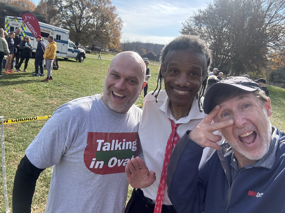 lambo2126's tweet image. 🙌One of the best things about covering XC is all the great friends I’ve made over the years and all the fun we have at meets
I especially love reconnecting with athletes I covered-many who are now coaches or parents of current runners. The running community is a special group!🙌