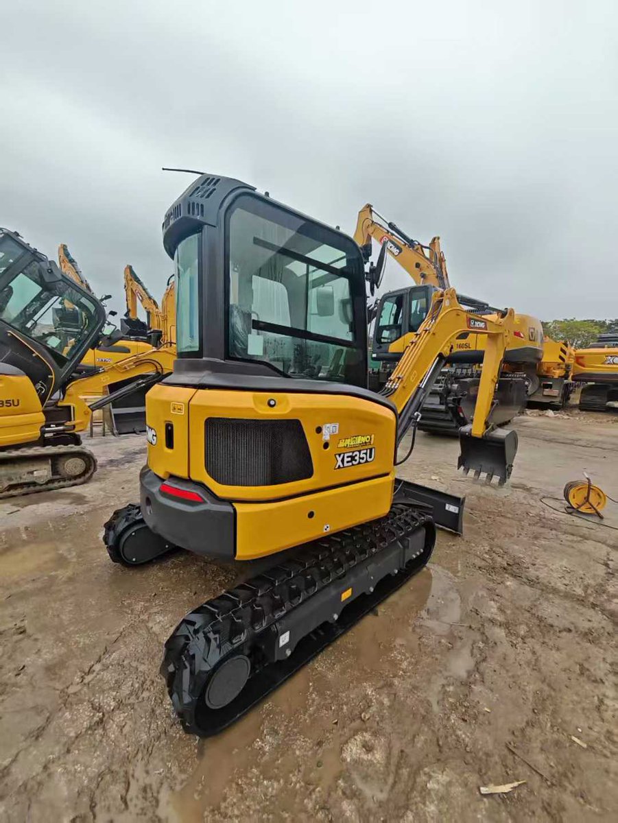 Betty_Chen716's tweet image. @Goldzimcn 
XCMG ships various types of machines to Africa in batches.
📷WhatsApp/Wechat: +86-15377117921
📷E-mail: betty@goldzim.com
#excavator #truckcrane #wheelloader #skidsteerloader #XCT50 #XE35U #XC958 #XE500DK #XE335G  #XC958