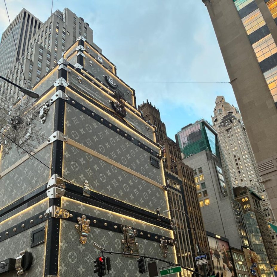 michaelthomask's tweet image. The city