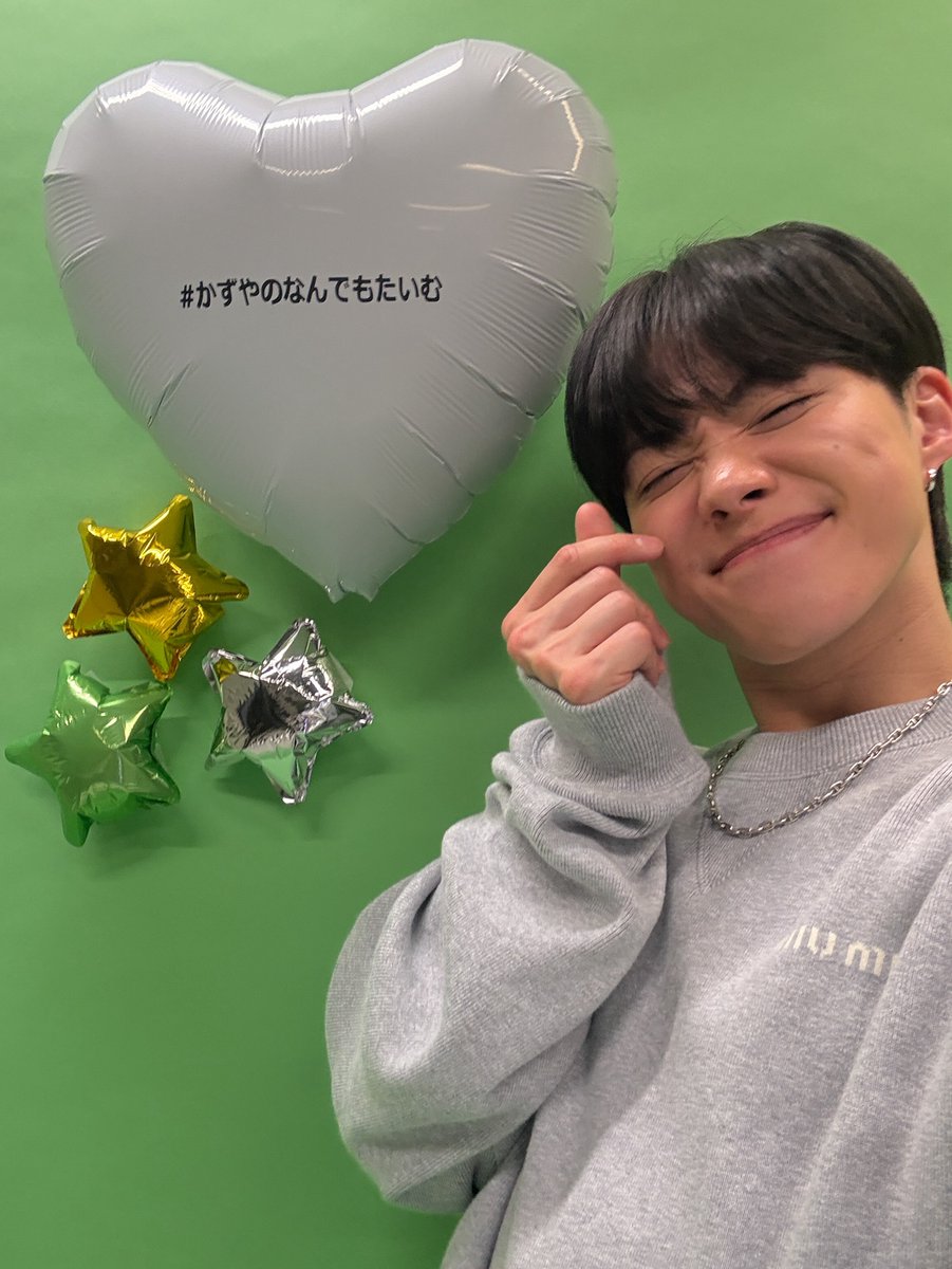 FAMILYCLUBweb's tweet image. ／

#大橋和也(#なにわ男子)
#かずやのなんでも生配信
アーカイブ🆙💚

＼

見どころ満載👀
｢#かずやのなんでもたいむ｣
開設2周年記念配信の模様はこちら🍮🔻
web.familyclub.jp/s/jwb/plan_pla…

皆さんからのリクエストに
大橋が全力で応えたボイス録音は
後日ブログで更新予定🎁🔻
web.familyclub.jp/s/jwb/diary/F2…