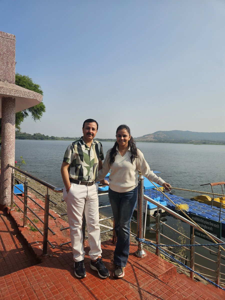 prititripathiup's tweet image. बेरछा लेक महू।
Memories to cherish 😍 
#mhow 
#MadhyaPradesh