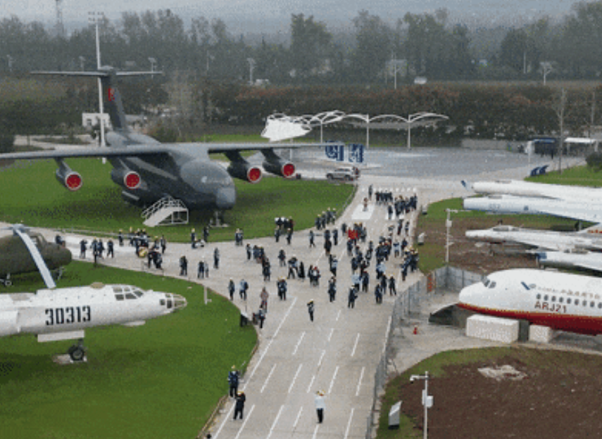 At NPU’s “Hardcore Museum,” students can see China’s first large transport aircraft — the Y-20 prototype — up close. The center immerses youth in aviation, aerospace &amp; marine tech, inspiring future “chief designers” of national defense innovation. #NPU #Aviation #Aerospace
