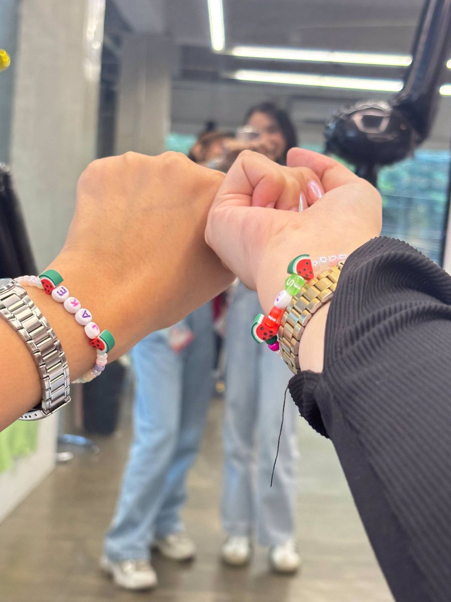 Rock on! 🎸🤟🏻 had so much fun with Spotyz🍉✨

#JakeMyRhythmofYouth