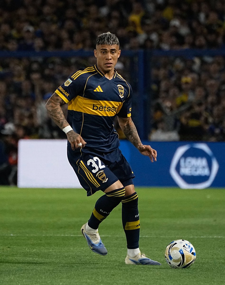 Johnny Depp fue a la Bombonera a ver jugar a Ayrton Costa ha indicado que le gusta tu post