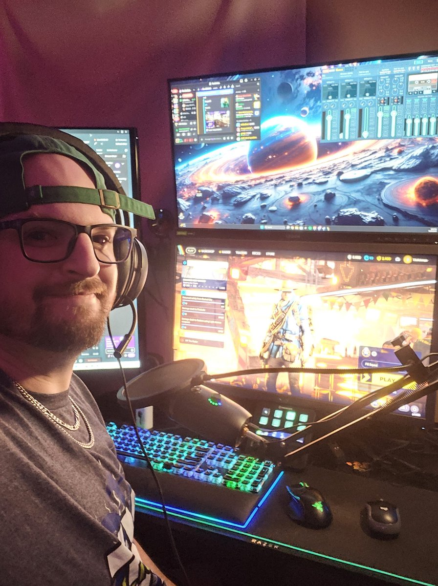 TXslickman tweet media